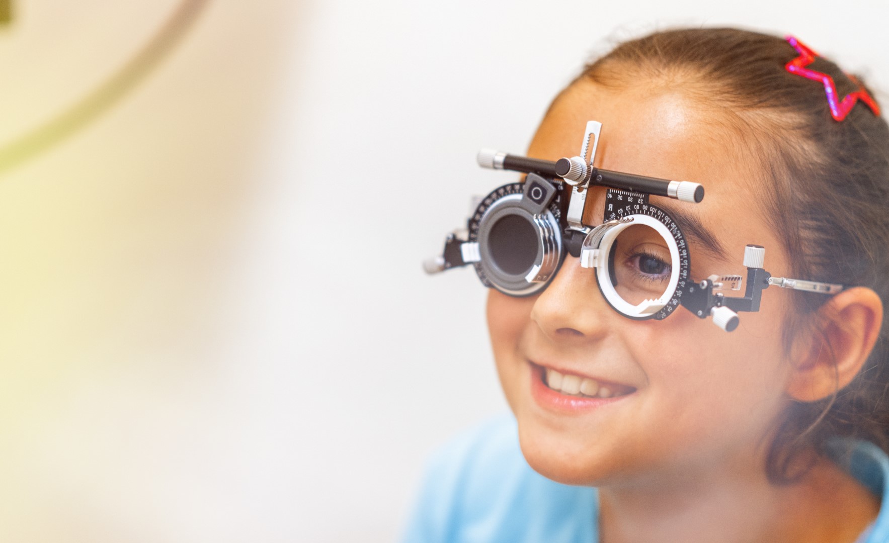 Examen ophtalmologique chez l'enfant - Centre ophtalmologique Valmy